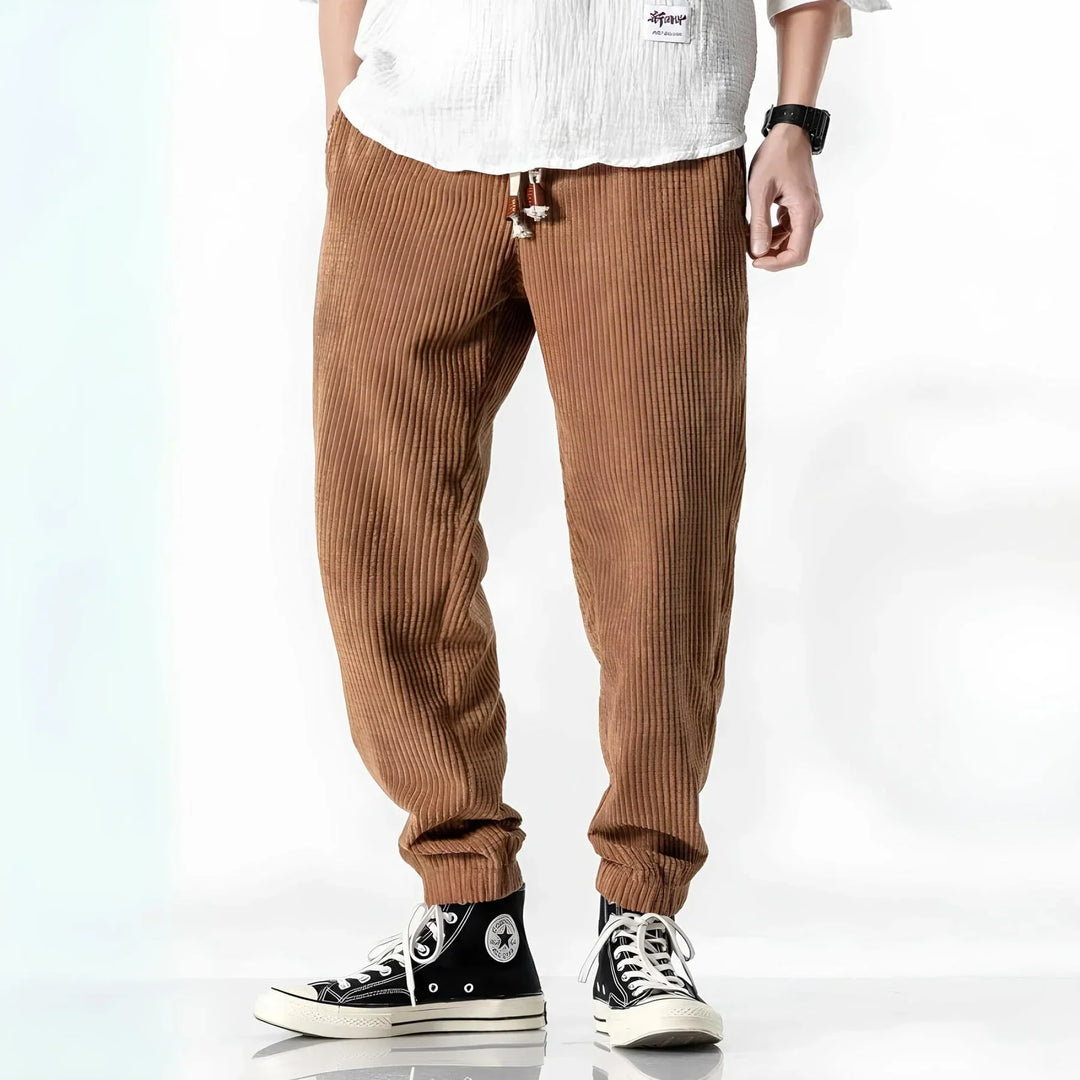 Ramiro | Modern velvet trousers