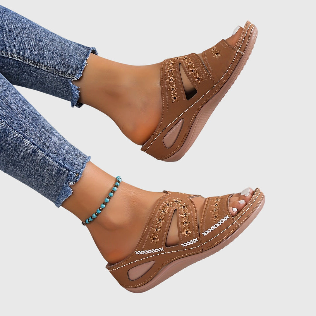Noelle | Lightweight Orthopedic Sandals