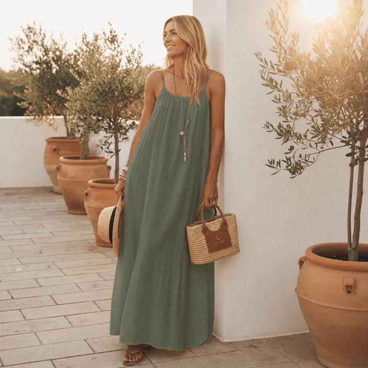 Zora | Elegant summer dress with back cutout